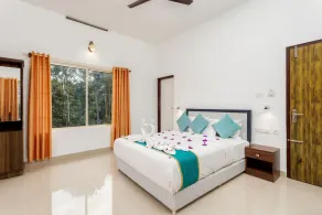 Le Serene Misty Hills Resort  - Zimmer