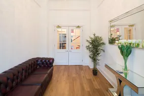 Edinburgh Castle Apartments - Check-in/check-out kiosk