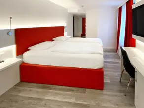 DORMERO Hotel Düsseldorf - Room