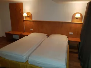 Hotel Krone UG - Quarto