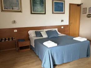 Venice Mestre Tourist Accommodation, Quiet Room With Wifi and Free Parking - Værelse