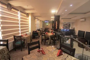 Oakspring Hotel & Luxury Suites - Restaurant