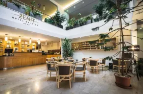 Zenit Wellness Hotel Balaton - Reception