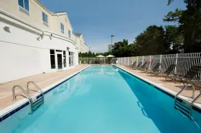 Hilton Garden Inn Solomons - Piscine