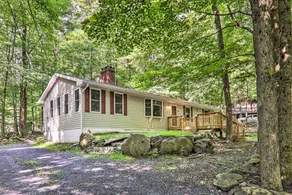 Sunroom, Fire Pit + Sauna: Lake Locust Village Gem - Innenbereich