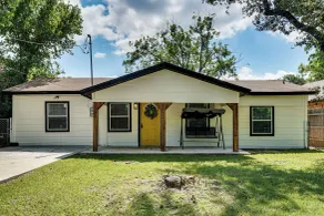 Walk to Historic Weatherford: Home w/ Yard - Innvendig