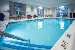 TownePlace Suites by Marriott Louisville Downtown - Pool