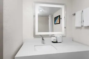 La Quinta by Wyndham Ft Lauderdale Cypress Creek - Salle de bain