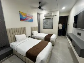 Ace Inn Hotel - Chambre