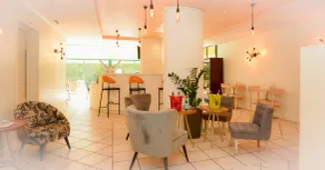 Sure Hotel by Best Western Gemenos en Provence - Resepsjon