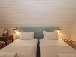 Dutch 2 - Room
