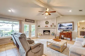 Boqsue River Valley Views! 3-acre Country Home - Interiør