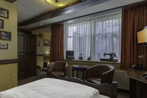 A-Train Hotel - Quarto