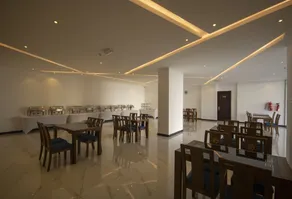 Home Station Hotel - Restaurant