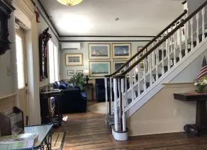 Queen Anne Inn - Lobby