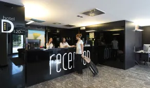 Hotel D120 - Réception