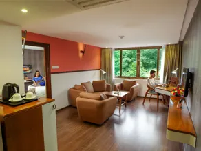 The Blooms Cochin - Room