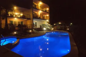 The Esplanade Riverview Holiday Apartments - Pool