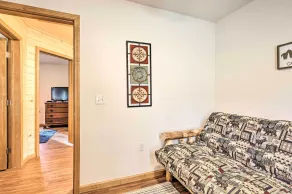 Chestertown Hideaway w/ Lake & Beach Access! - Innenbereich