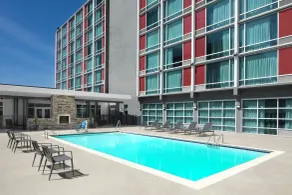 Courtyard Columbia Downtown at USC - Piscine