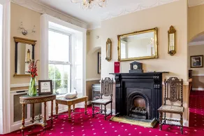 Uppercross House Hotel - Resepsjon