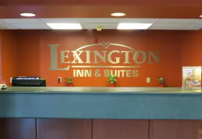 Lexington Inn & Suites-Windsor - Réception