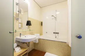 Ringhotel Schorfheide I Waldresort Werbellinsee - Bathroom