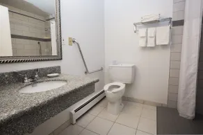 Tower Inn & Suites - Værelse