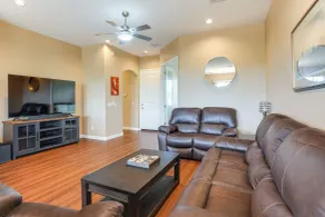 7 Mi to Watson Lake: Prescott Valley Home w/ Patio - Interiør