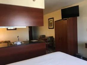 Microtel Inn & Suites by Wyndham Indianapolis Airport - Vue de la chambre