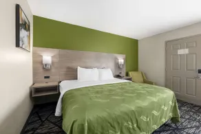 Quality Inn Jackson Northwest - Room