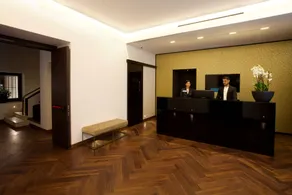 Palazzo Cartari - Réception
