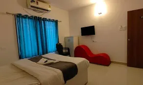 Fabhotel Seven Elite - Room