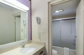 Americas Best Value Inn Wytheville - Salle de bain