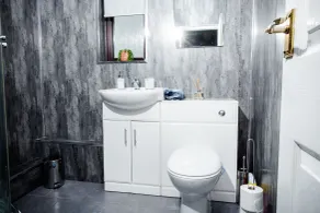 Rigside House - Baño