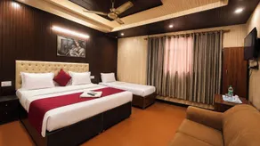 Hotel Red Hut Chandigarh railway station - Værelse
