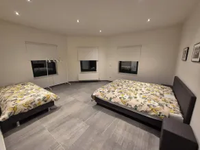 Modern Apartment in a Prime Location! - Room