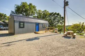 Deck & Grill: Lake of the Ozarks Cabin in Warsaw - Interiør