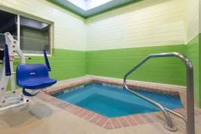 Quality Inn & Suites McCook - Pool
