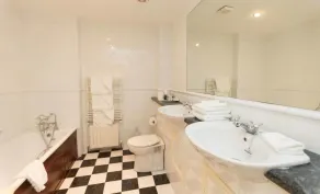 Sheedy's Country House Hotel - Bathroom