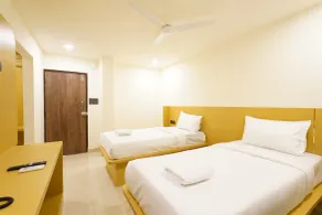 Stayz Royale Hyderabad - Near LB Nagar Metro - Quarto
