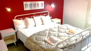 Avra Budget Beach Rooms - Zimmer