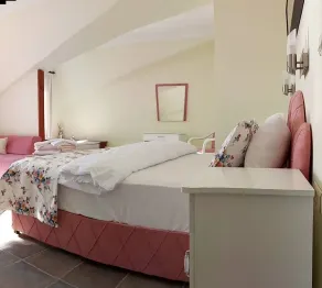 Dolphin Boutique Hotel - Room