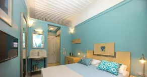 Delight Deluxe Hotel - Room
