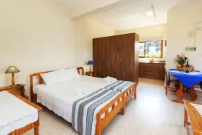 Follow The Sun Hotel Apartments - Room