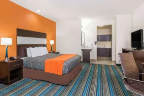Days Inn & Suites by Wyndham Katy - Chambre