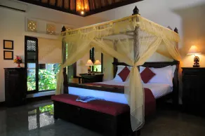 Tirta Ayu Hotel and Restaurant - Zimmer