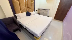 Pragati Guest House - Rom