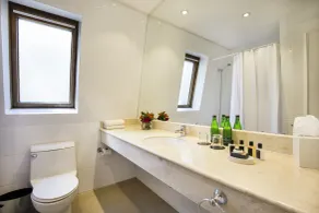 Hotel Bonaparte Boutique - Bathroom