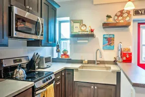 Walkable Studio Apartment in Downtown Livingston! - Interior